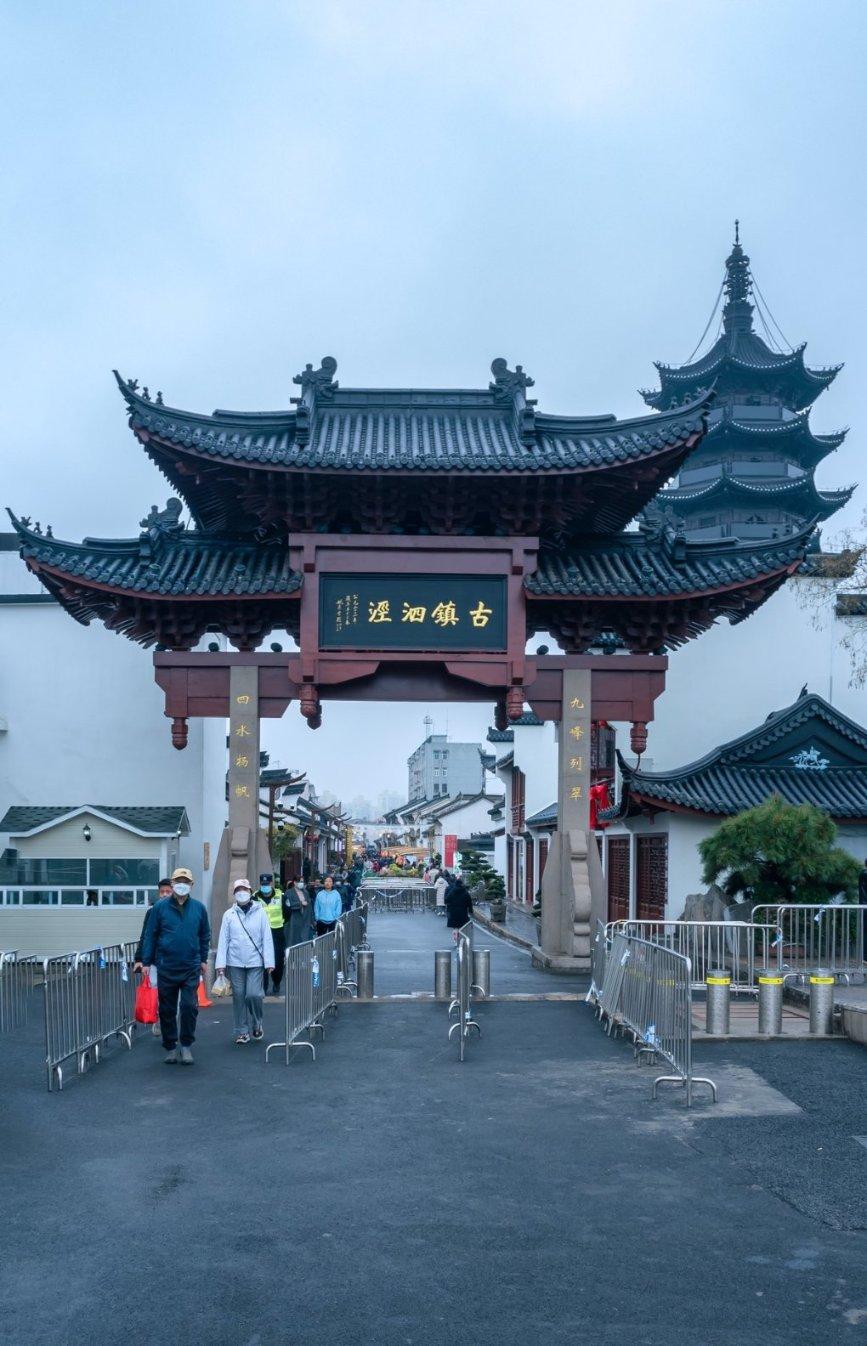 轴距近3米,2秒级加速,这台性能轿跑或20万起售,目测要火!